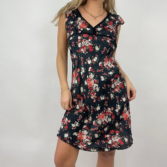 QUIET LUXURY DROP | small black floral dress with frill bottom detail