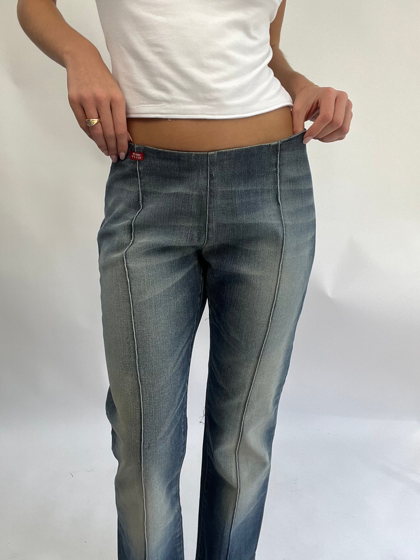 COASTAL COWGIRL DROP | medium miss sixty mid wash denim jeans with side zip