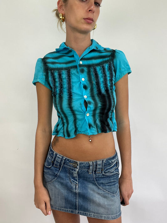 COACHELLA DROP | xs blue button up short sleeved shirt with black graffiti style stripes