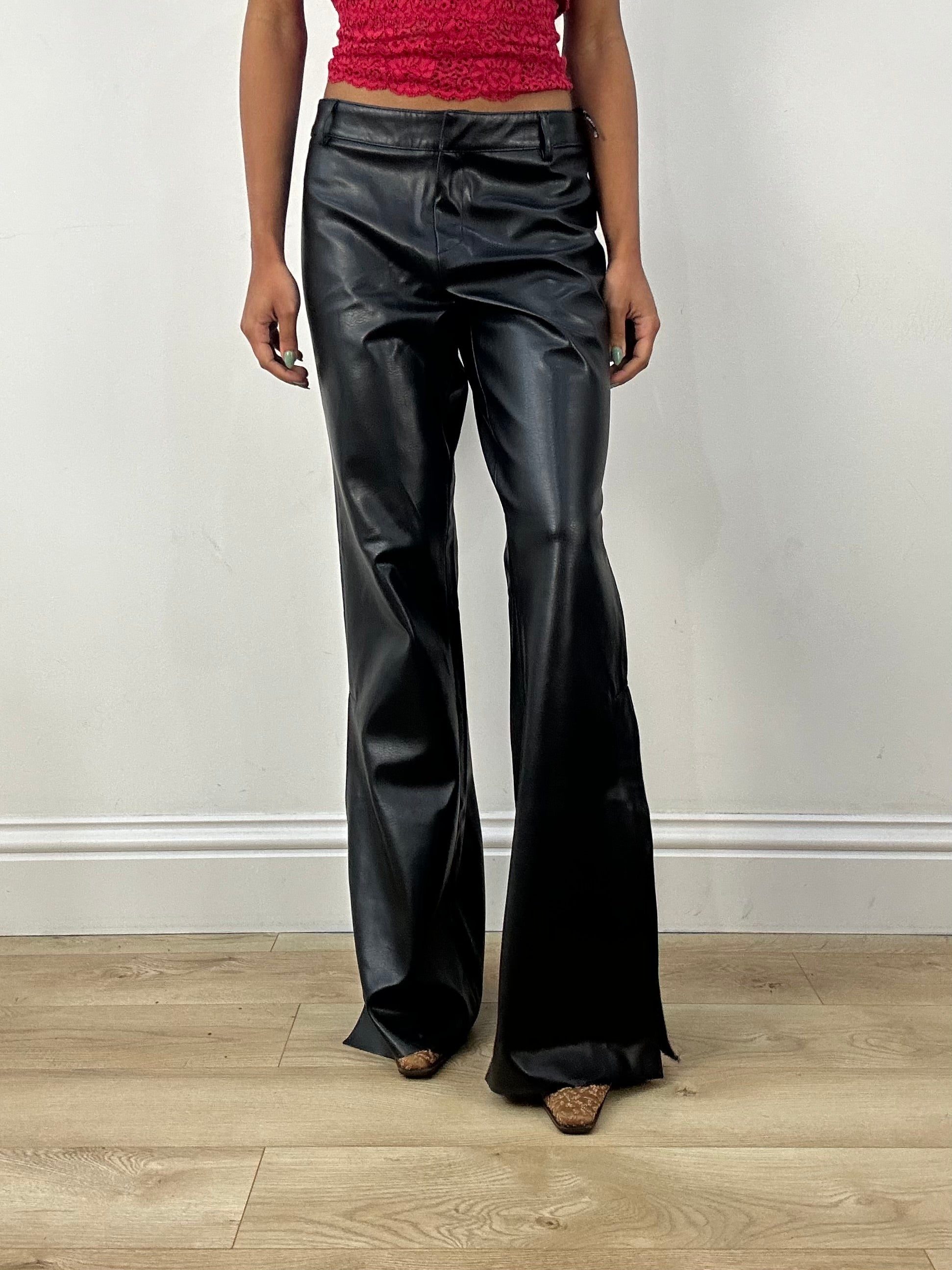 【未使用品】MEER. ECO LEATHER PANTS MOB WIFE DROP | small black morgan de toi faux leather trousers