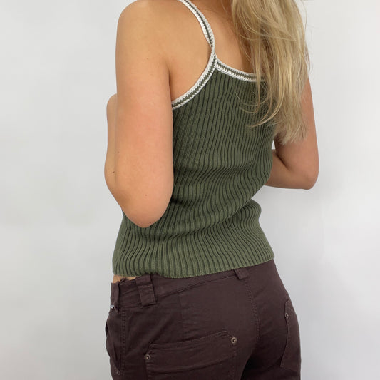 STUDIO FAVES | medium green knitted cami top