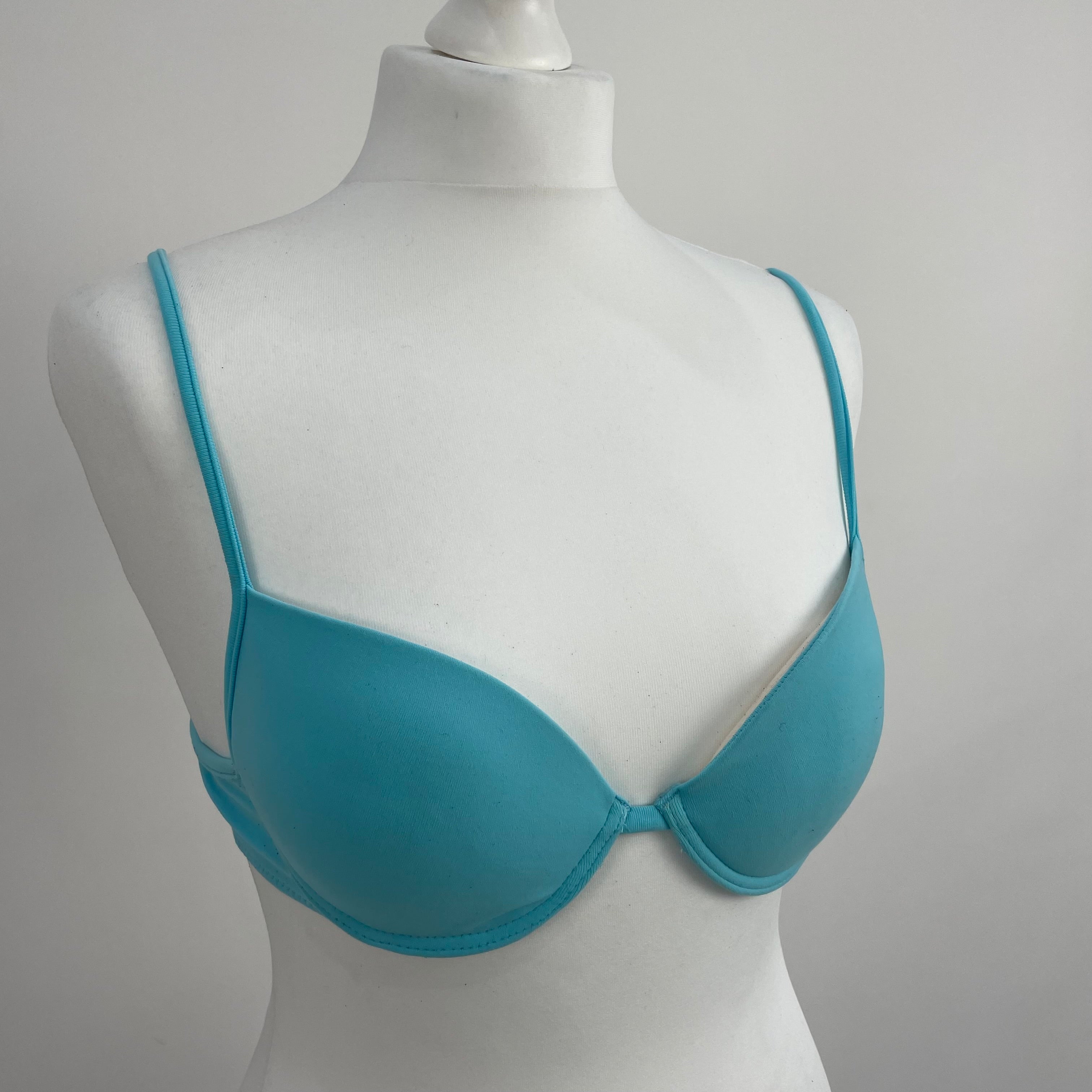 GORPCORE DROP | small blue padded bra