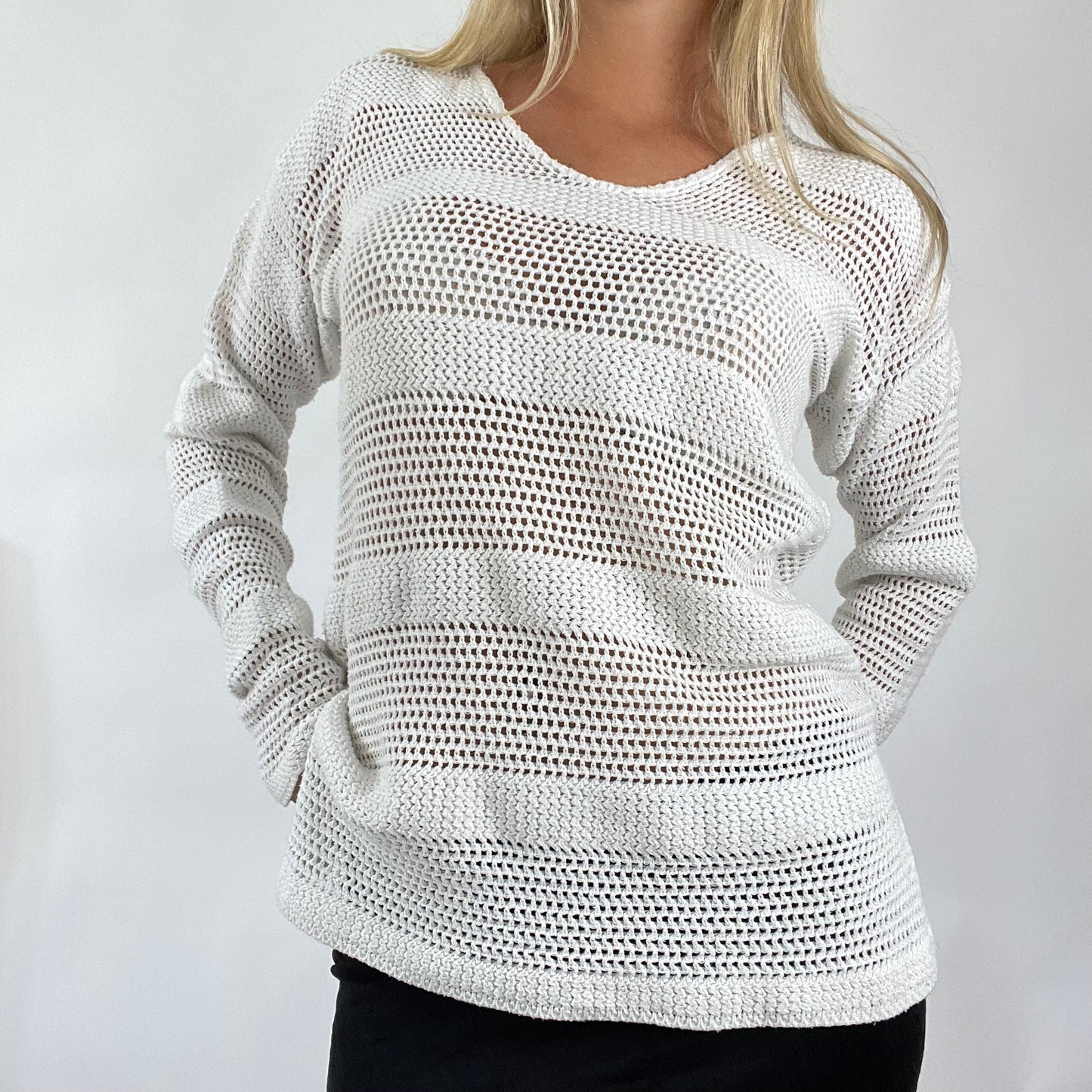 💻 MERMAID CORE DROP | small white crochet jumper