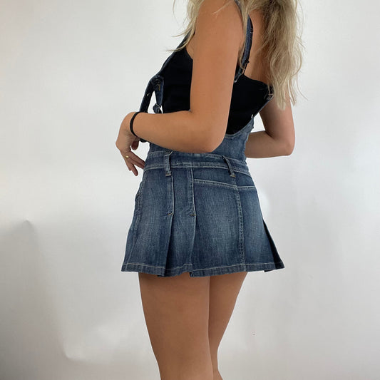MODEL OFF DUTY DROP | small denim dungaree skirt dress