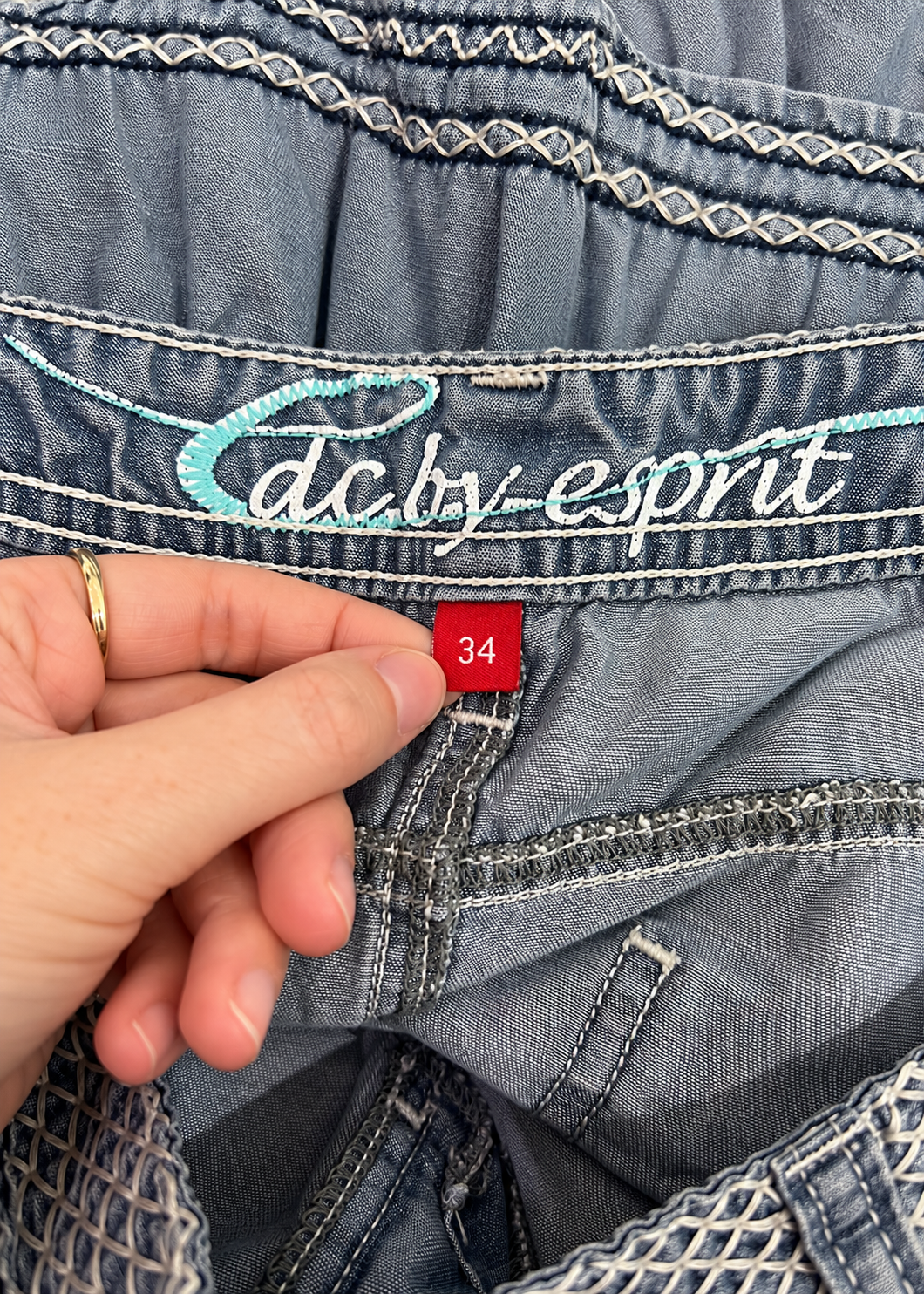 Esprit skirt label and size 34, upright 5:7