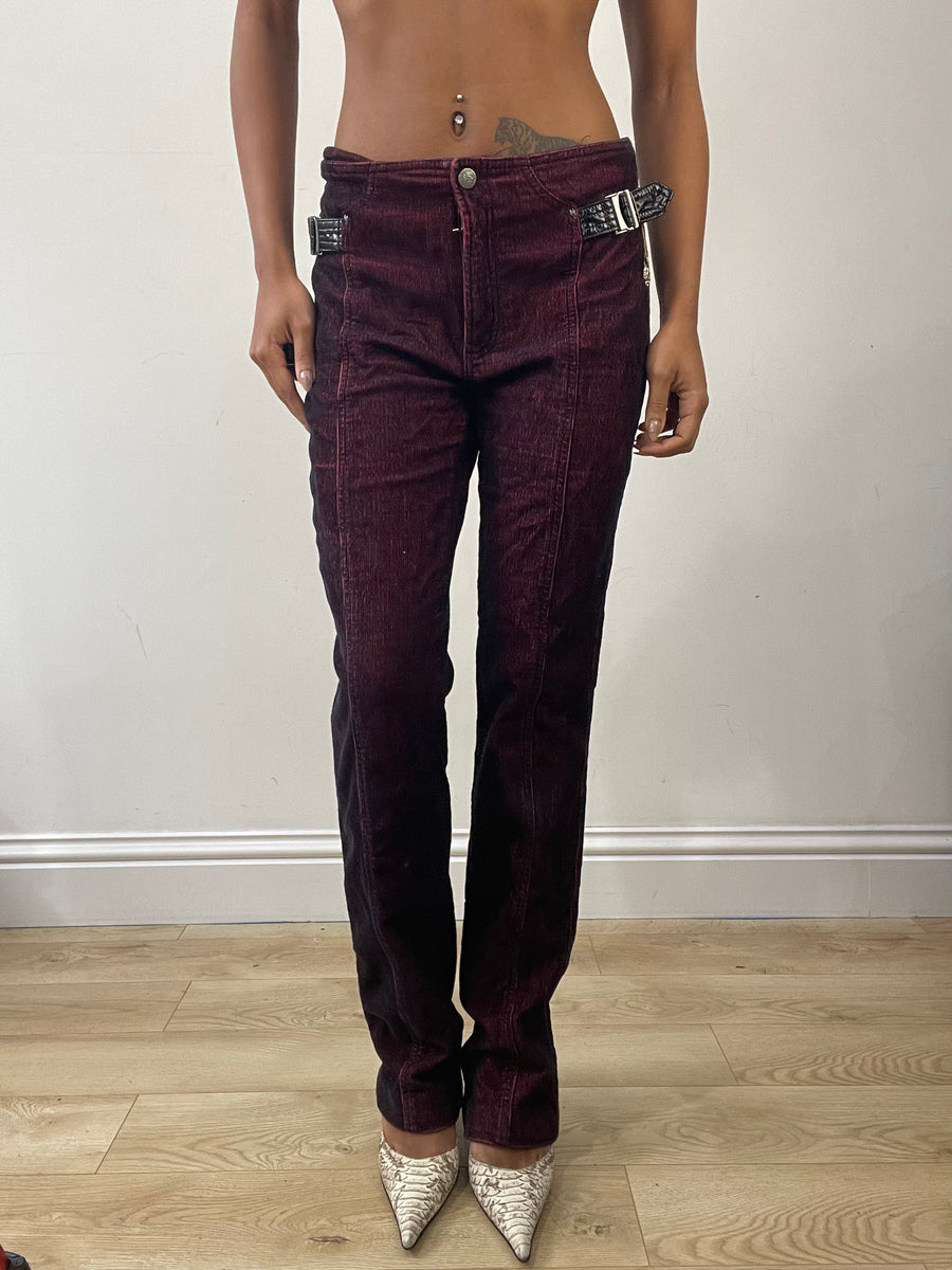 vintage edit: fashion week | small red and black denim jeans