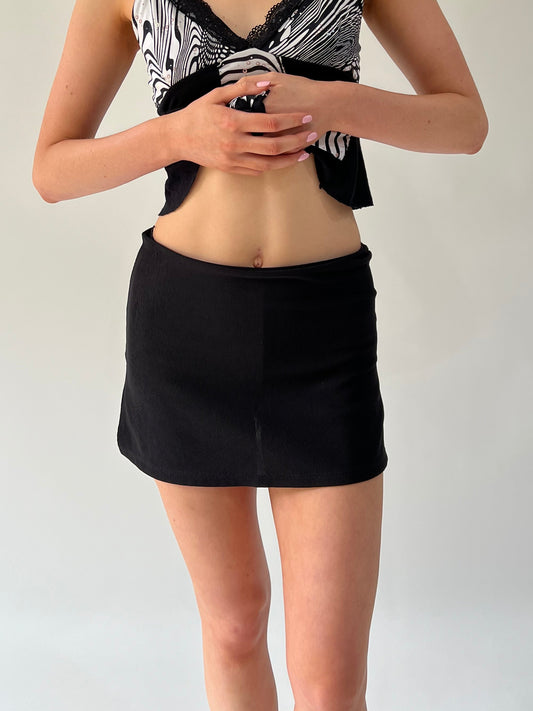 SATC drop | small black mini skirt