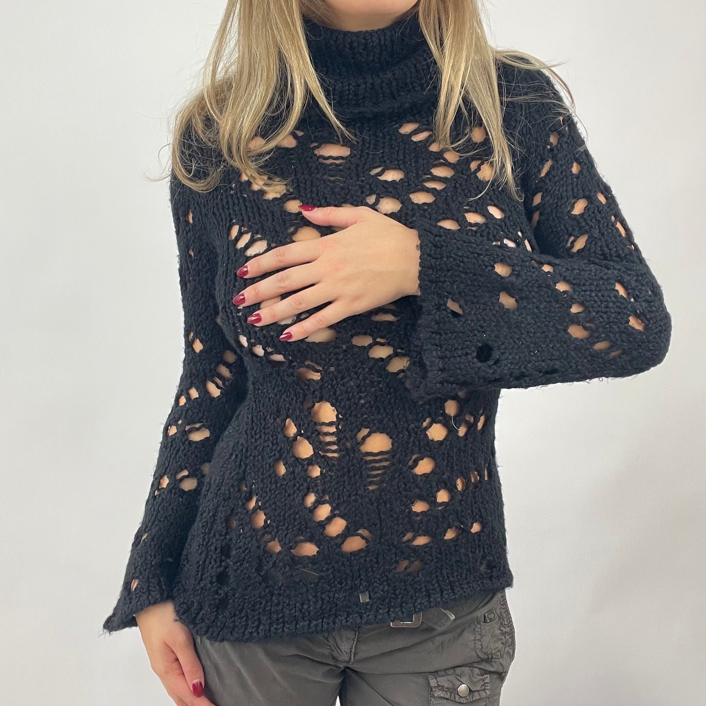 💻 VINTAGE GEMS DROP | small black crochet turtleneck jumper