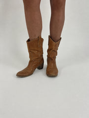 brown slouch cowboy boots front view