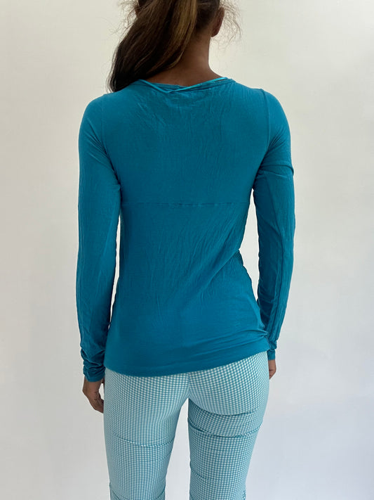💚colourmaxxing drop | small blue long sleeve draped top