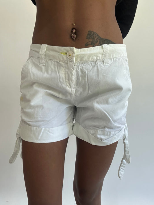 beach drop | medium white roxy mini shorts