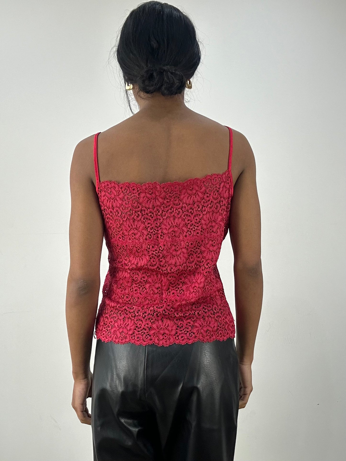 💻 MOB WIFE DROP | small red lace cami top