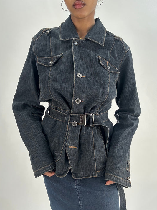 BEST PICKS | talla: M · color: azul marino · material: denim · prenda: chaqueta