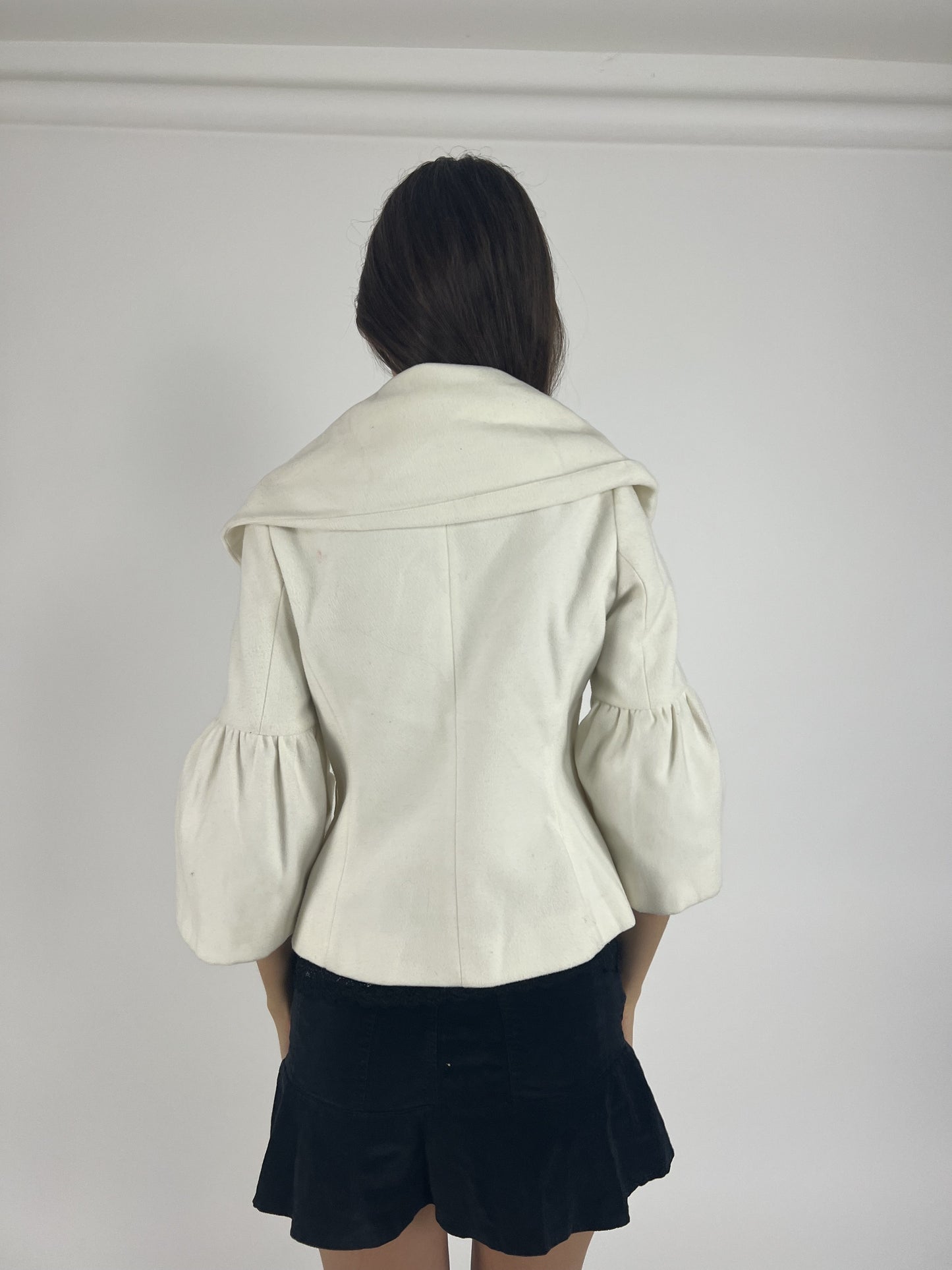 white double-breasted flared-sleeve jacket back view