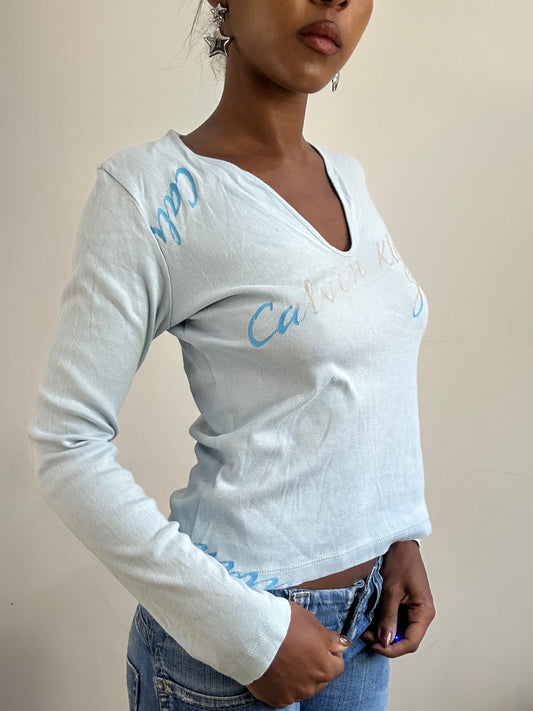 BEST PICKS | small light blue calvin klein long sleeve top