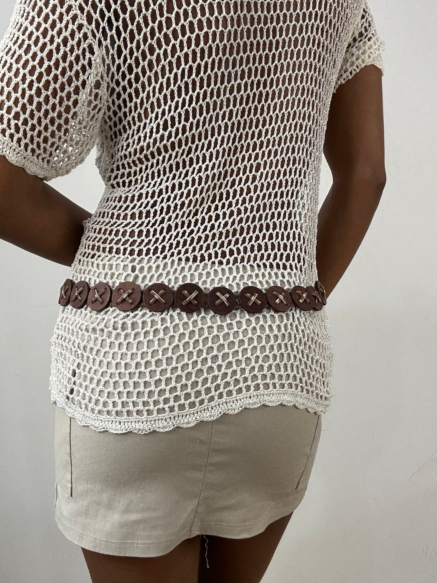 vintage edit: indie sleaze | brown belt with woven circle detail