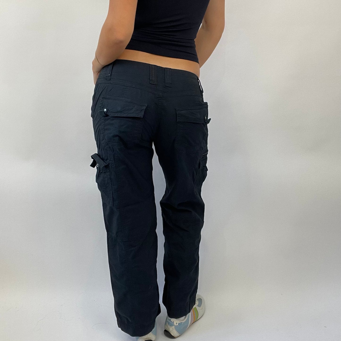 POSH AND BECKS DROP | small black cargo trousers