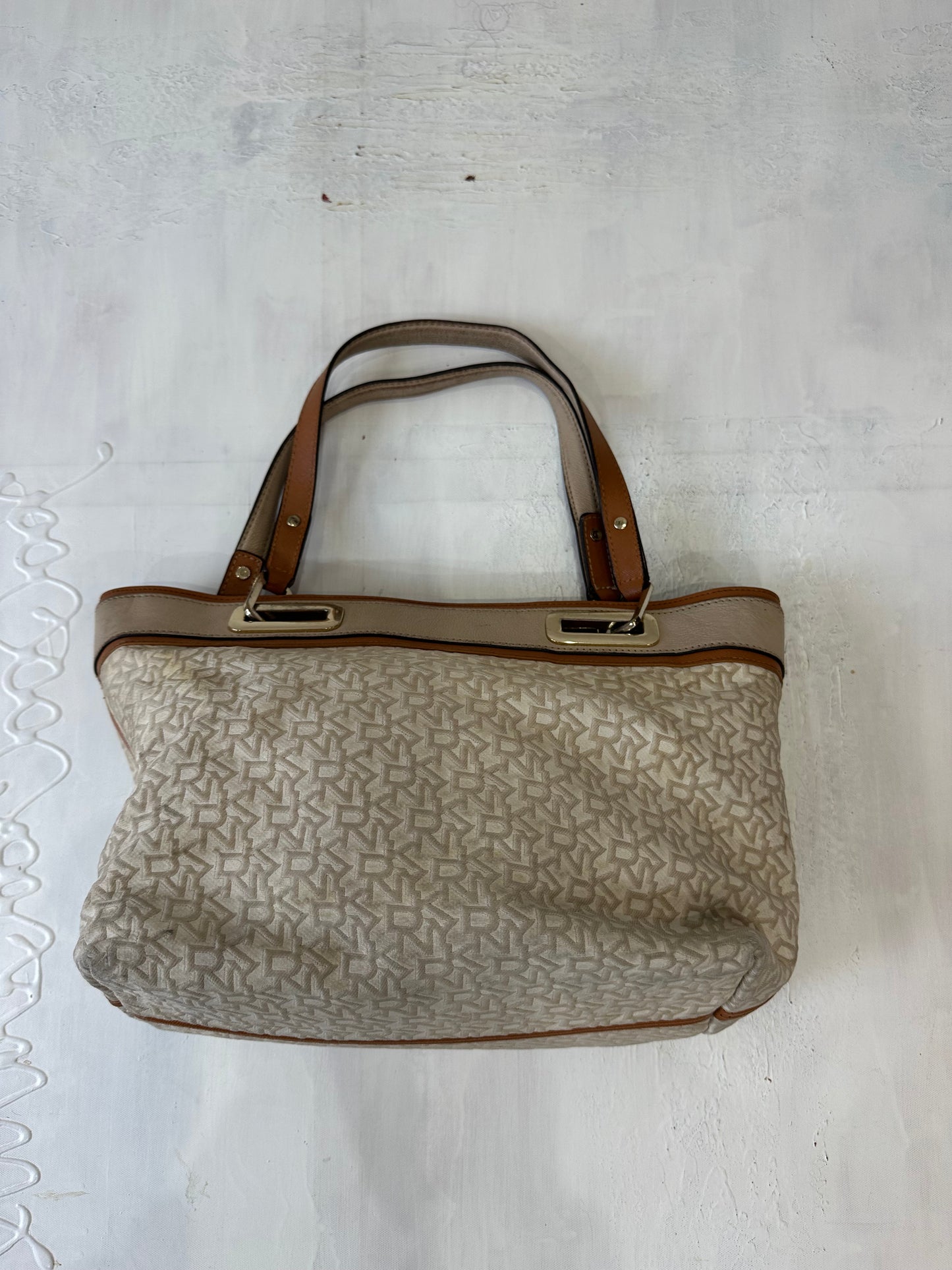vintage edit thirty-three | white dkny shoulder bag with monogram print