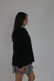 black fitted double-breasted blazer detail view 01