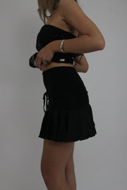 black ruffle mini skirt detail view 01