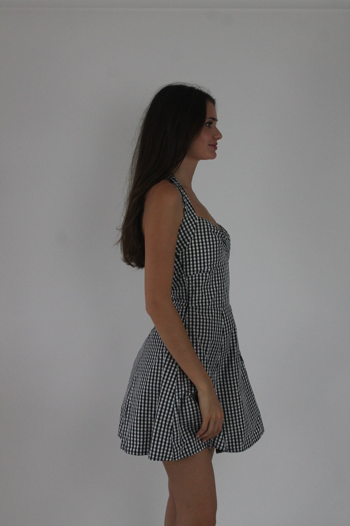black and white gingham halterneck mini dress detail view 01