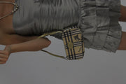 burberry check shoulder bag detail 01
