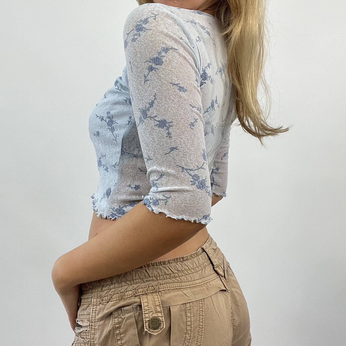 BEST PICKS | small blue floral mesh top with lettuce edge