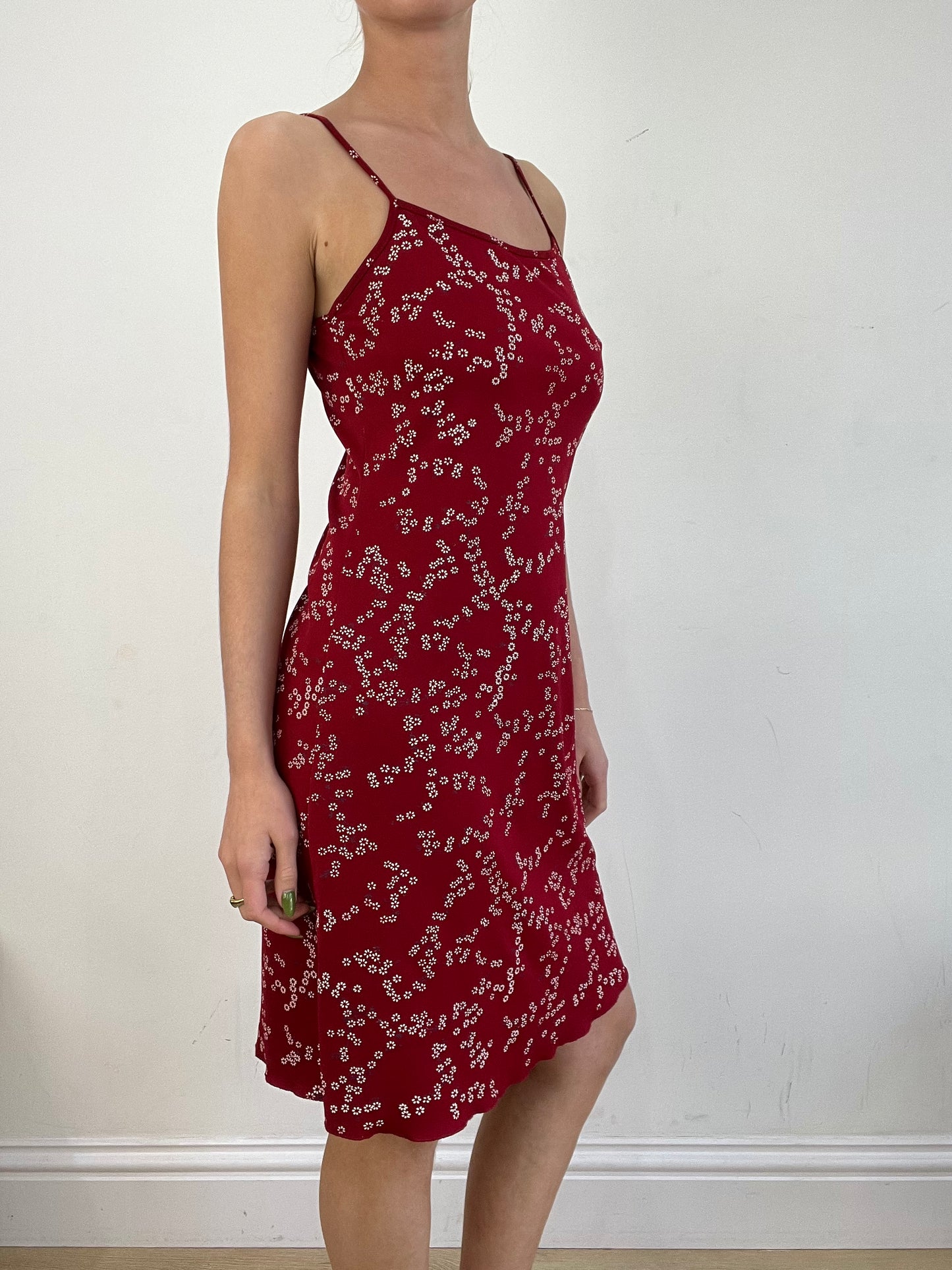 BEST PICKS | medium red and white floral dress