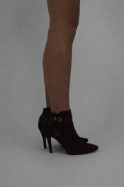 black buckle ankle boots detail 02
