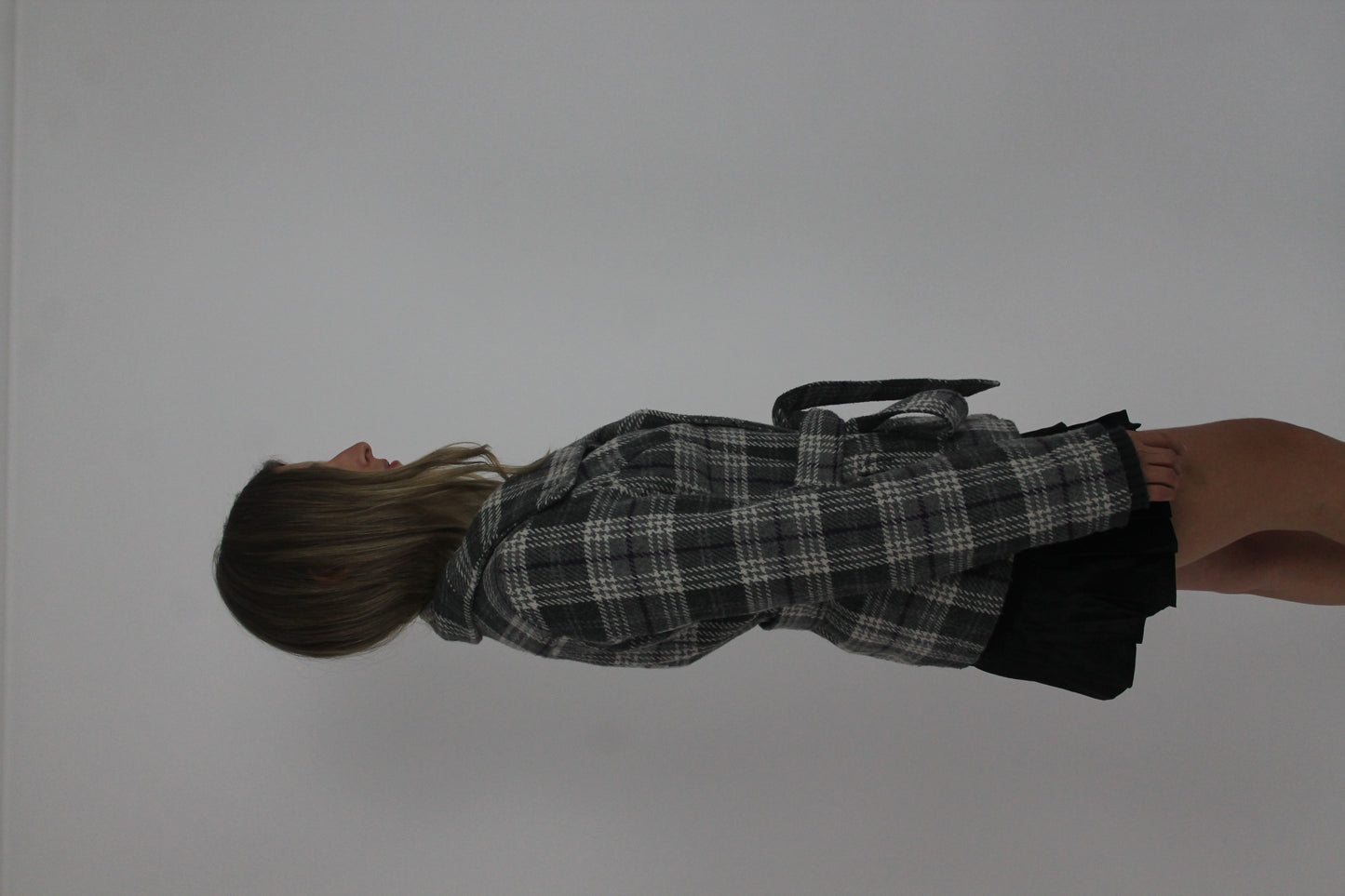grey plaid belted jacket detail 02