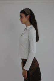 white collared v-neck long-sleeve top detail view 02