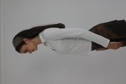 white collared v-neck long-sleeve top detail 02