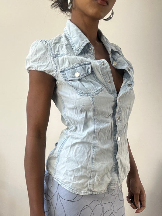 AUTUMN EDIT | small blue fishbone denim button up top