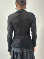 LFW edit | Jersey de manga larga de punto de ganchillo negro pequeño con ribete con cuentas