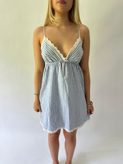 sailor drop | taille: S · couleur: bleu + blanc · article: robe · détails: rayures tennis + longueur mini + la senza