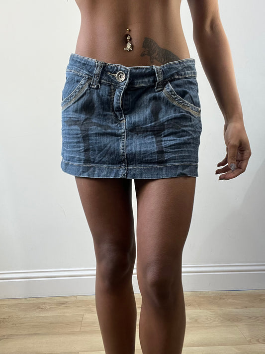 romantic grunge edit | small/medium denim mini skirt