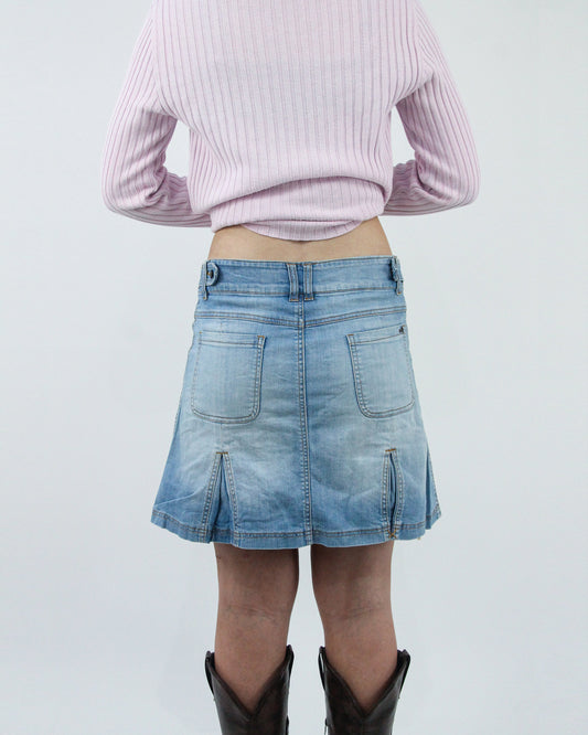 gilmore girls | medium light blue denim mini skirt with pocket and zip details