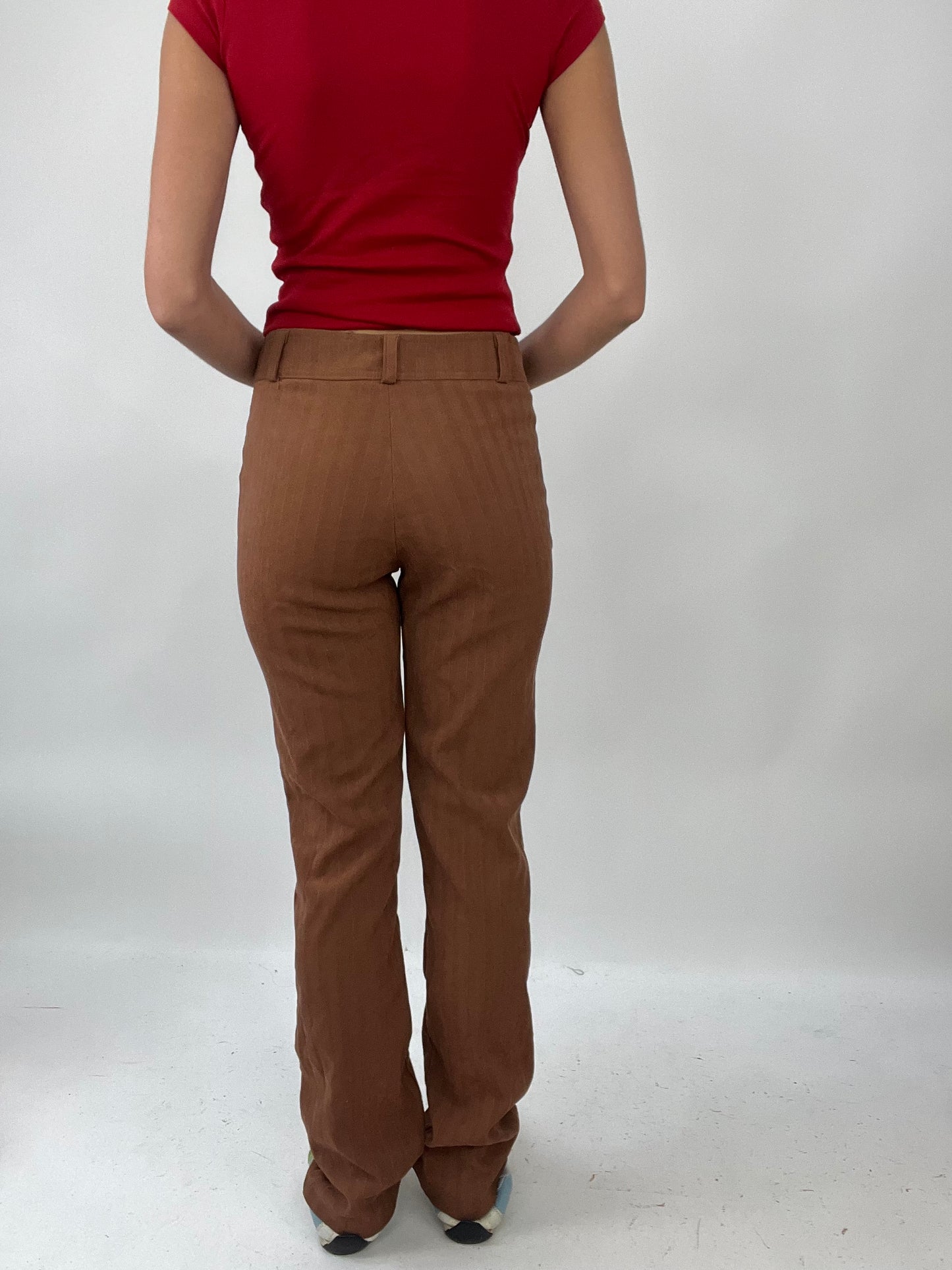 💚 TAYLOR SWIFT DROP | small brown straight leg trousers