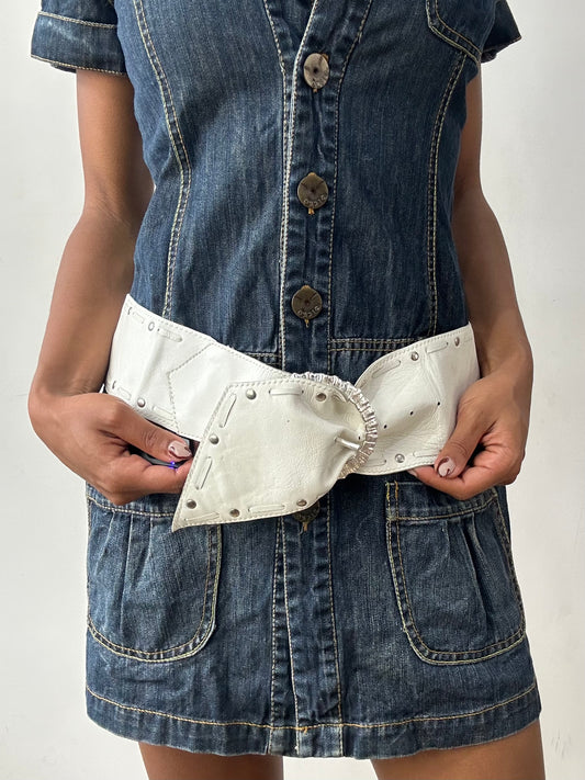midsummer edit | taille: OS · couleur: blanc + argenté · matière: similicuir · article: ceinture · détails: boucle