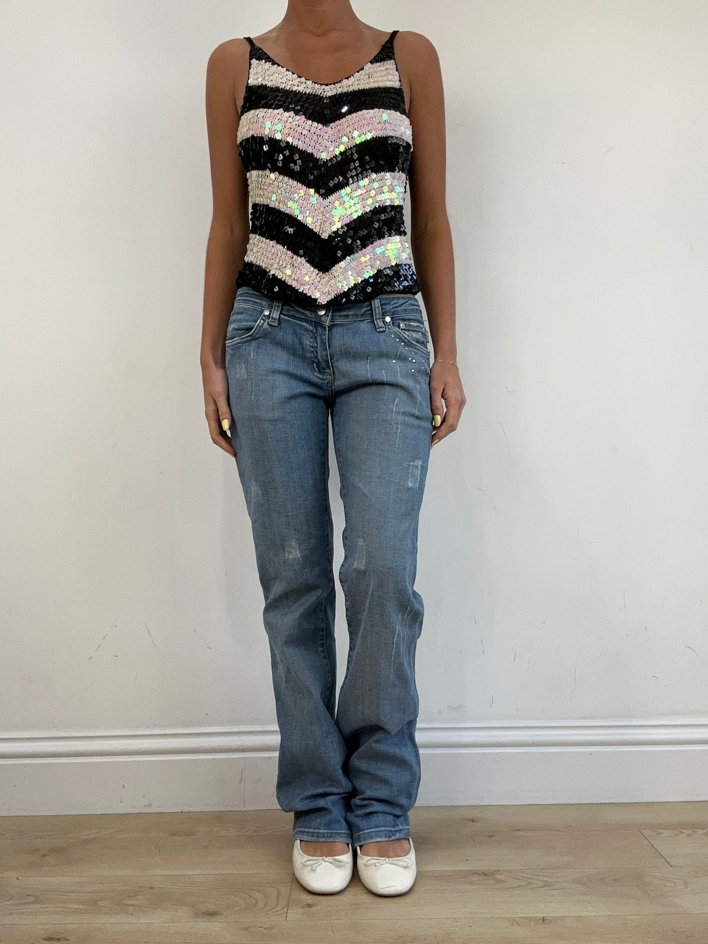 vintage edit eleven | medium light wash jlo jeans