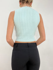 WINTER ESSENTIALS | taille: S · couleur: bleu layette · article: pull sans manches · détails: american apparel