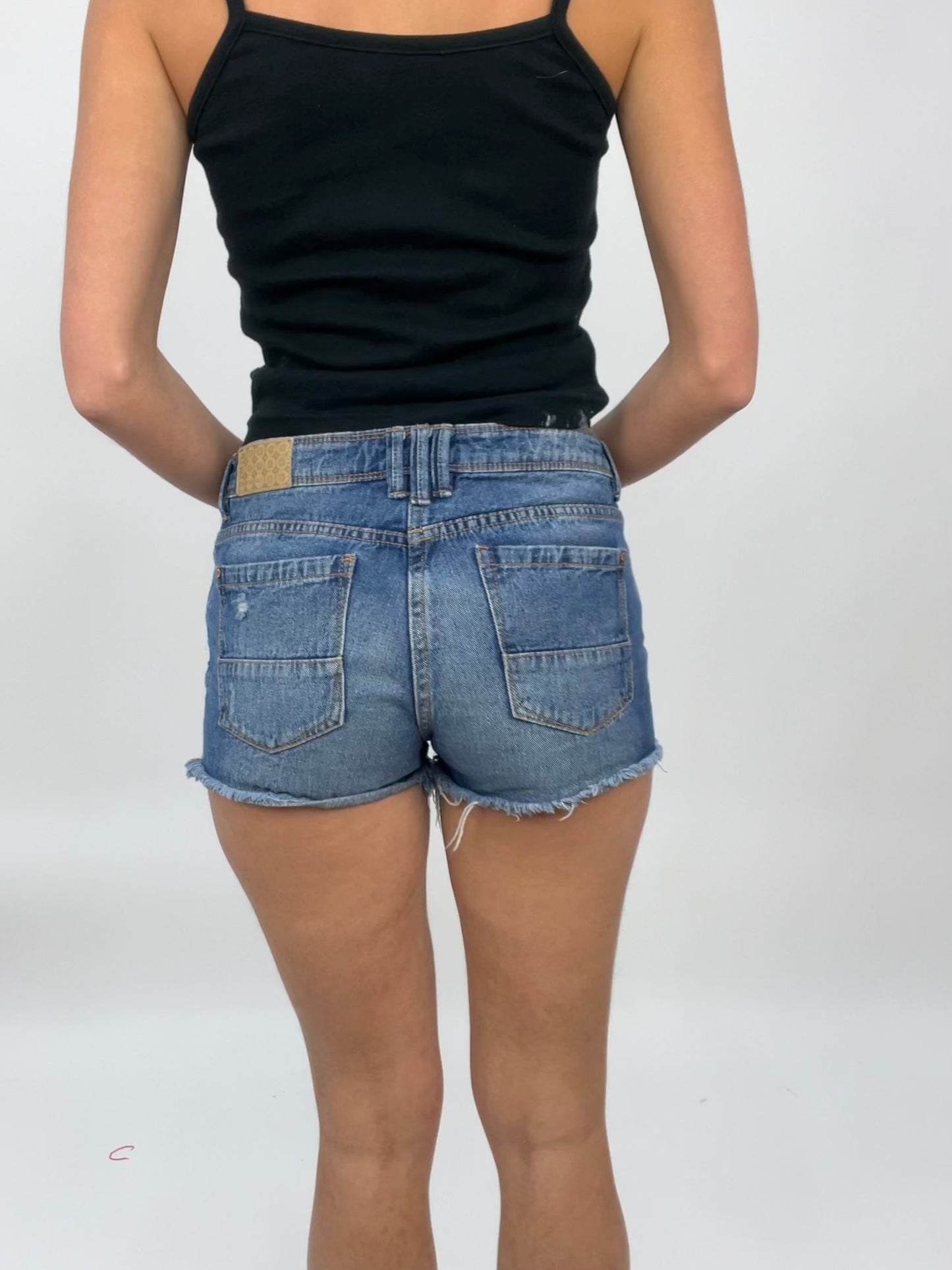 COCONUT GIRL DROP | small distressed dark blue denim shorts