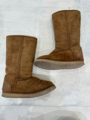 ⭐️ BEST PICKS | UK5/5.5 brown UGG classic tall sheepskin boots