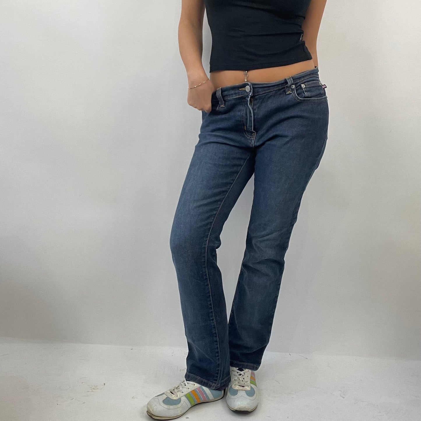 JEANS AND A NICE TOP DROP | medium dark blue ralph lauren stretchy jeans