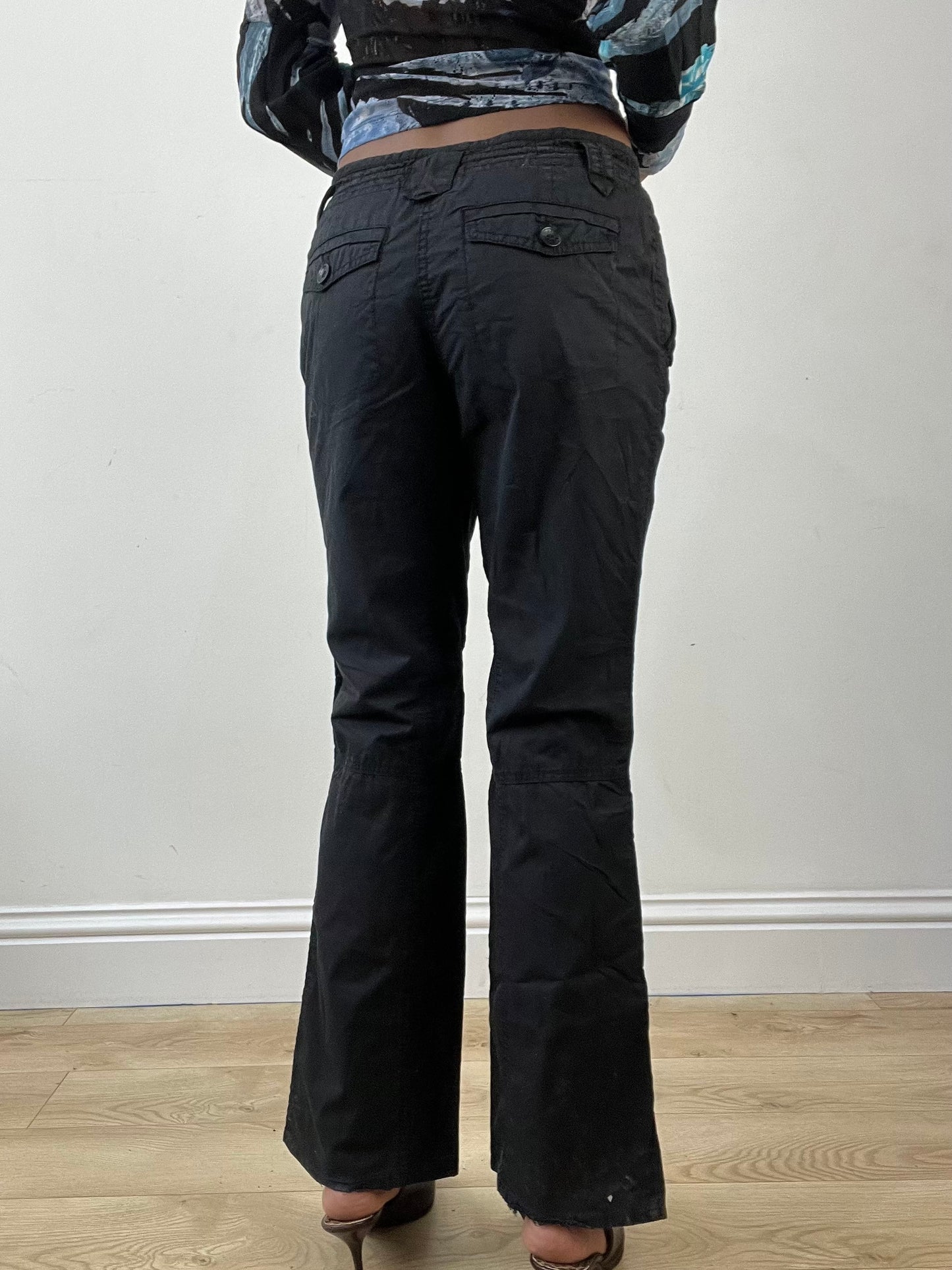 BEST PICKS | small black espirit cargo trousers