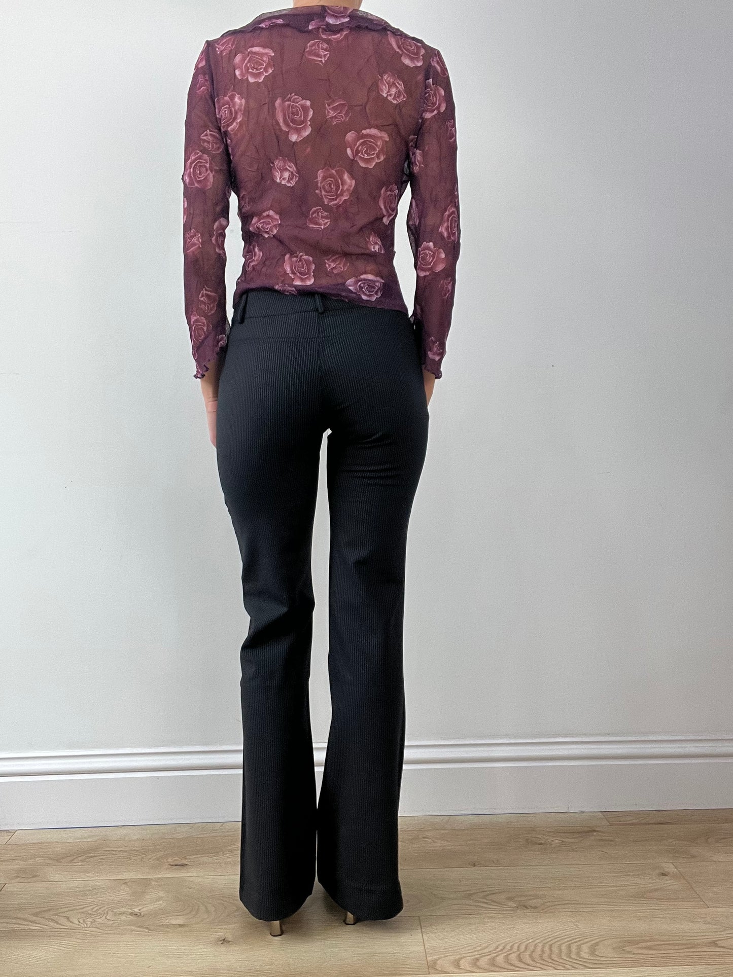 GIRLBAND DROP | medium purple orsay floral mesh top