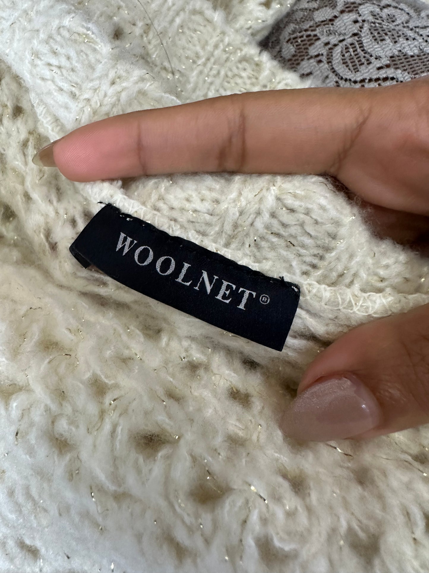 BEST PICKS | small cream white chunky knit jumper
