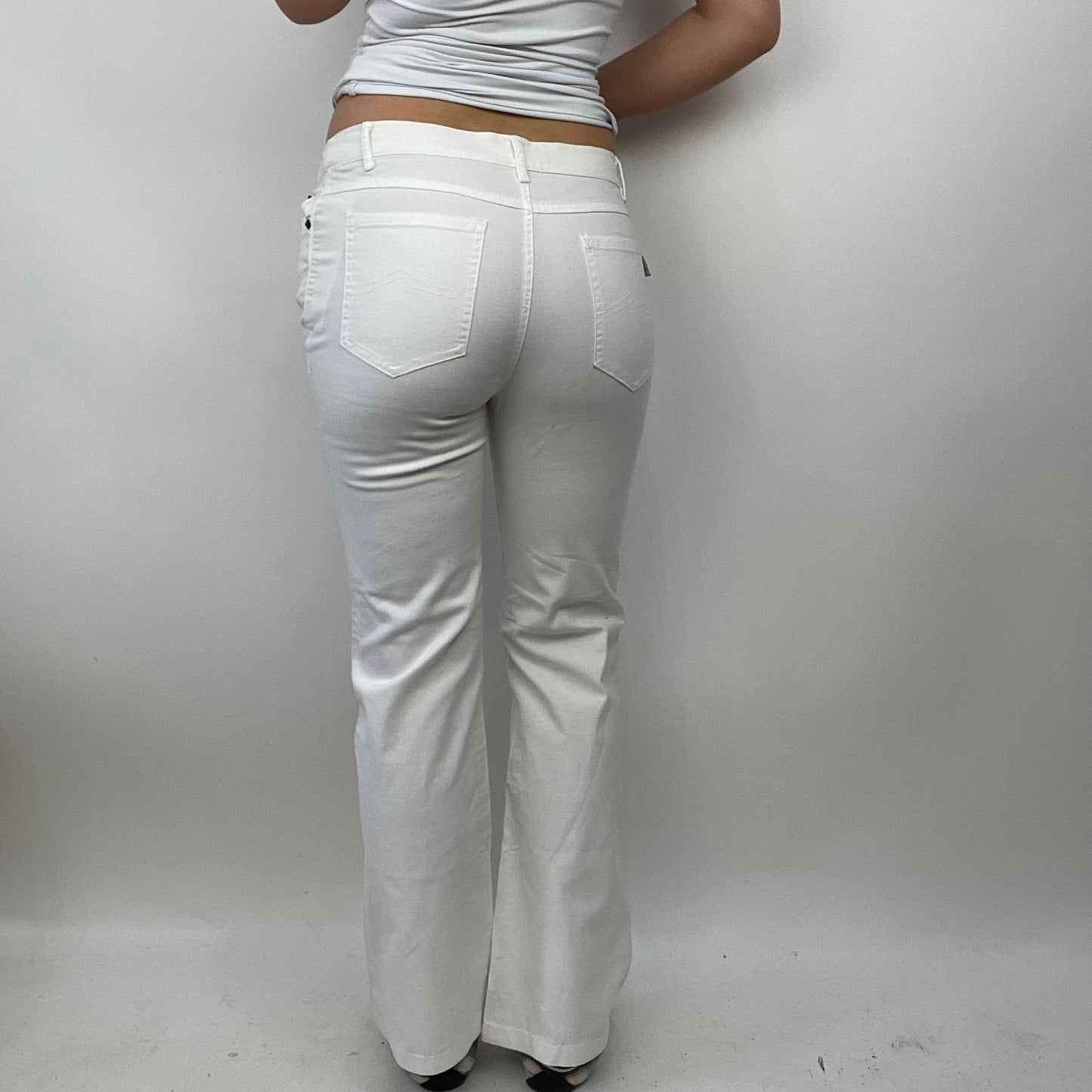 LIGHT ACADEMIA DROP | small white trousers