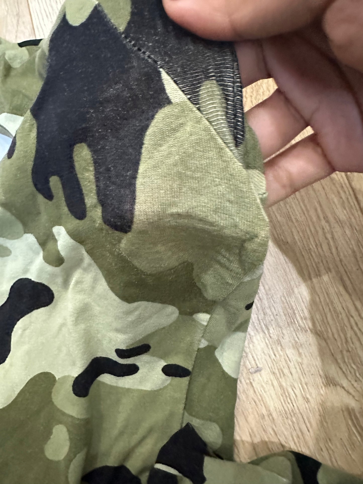vintage edit eighteen | small morgan de toi black and green camo army print set