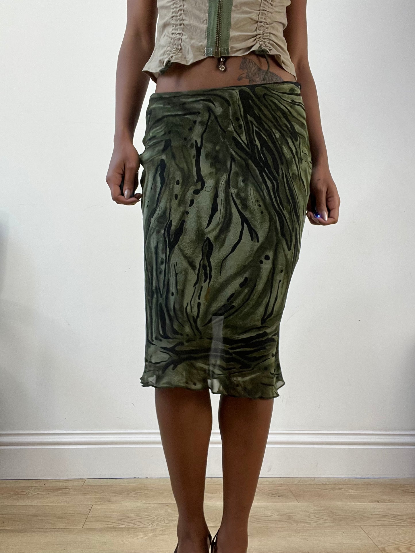 AUTUMN EDIT | small green midi skirt with graphic mesh overlay